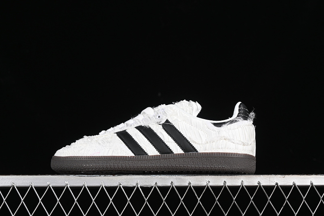 Adidas [JQ4748]-[CAROLINE HU X CLOT SAMBA OG REVERIE OFF WHITE]-[WOMAN:36-39]-[MAN:40-45], photo 1