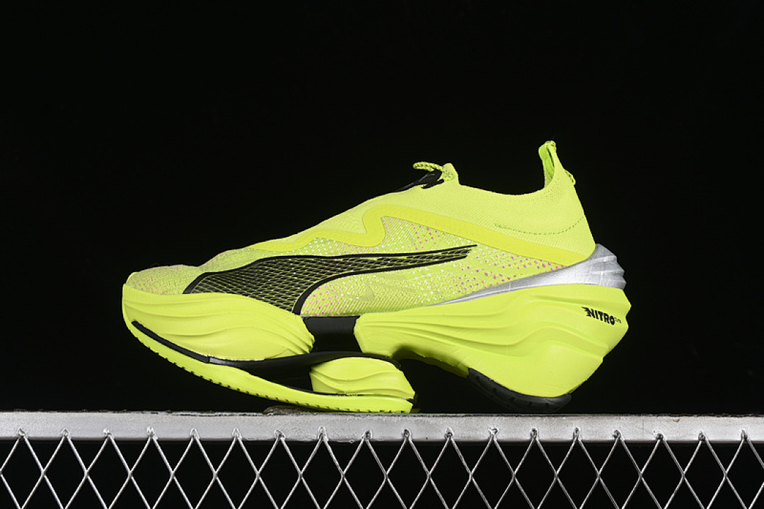 Puma [379554-01]-[PUMA DEVIATE NITRO 3.0 LIME POW/POISON PINK/BLACK]-[WOMAN:35-39]-[MAN:40-45], photo 1