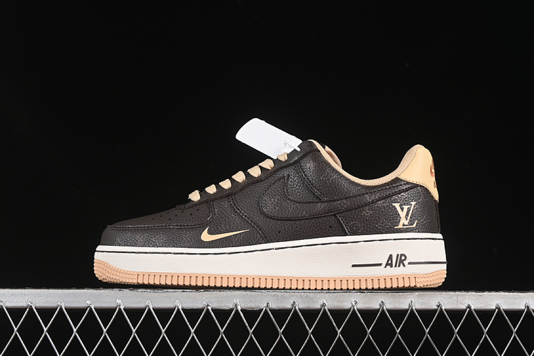 Nike [LW9279-007]-[AIR FORCE 1 07 LOW LV BROWN/BEIGE]-[WOMAN:36-39]-[MAN:40-45], photo 1
