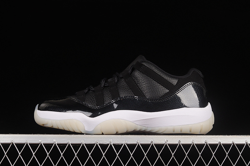 Jordan AIR Jordan 11 RETRO LOW 72-10 BLACK/GYM RED/WHITE/SAIL · AV2187-001, photo 1