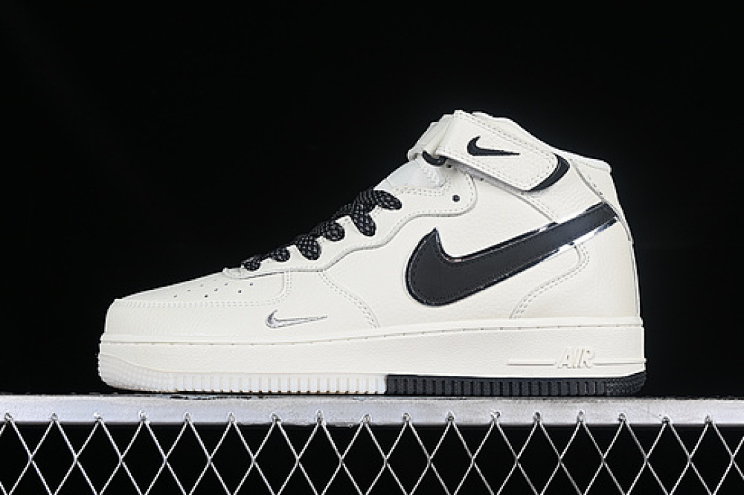 Nike [XL0236-236]-[AIR FORCE 1 07 MID OFF WHITE/BLACK]-[WOMAN:36-39]-[MAN:40-45], photo 1