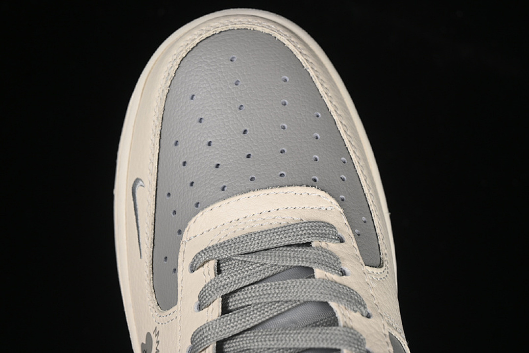 Nike [KK1988-078]-[AIR FORCE 1 07 LOW KAWS WHITE/GREY]-[WOMAN:36-39]-[MAN:40-45] - Image 10