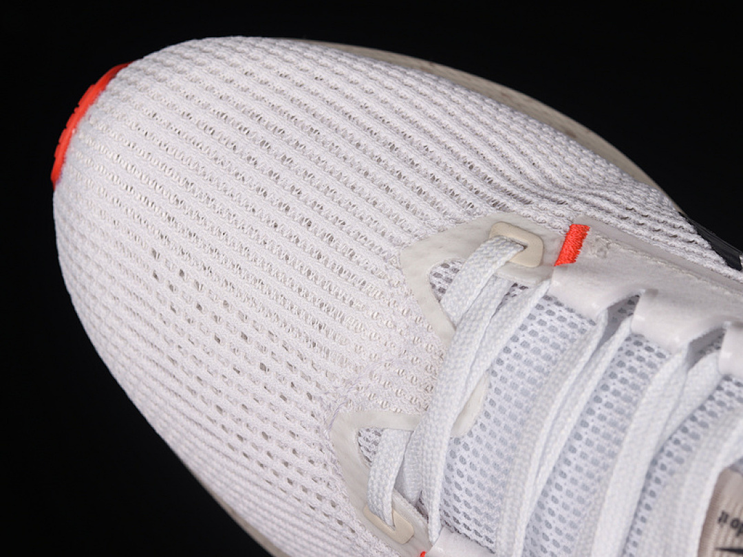Nike [DV7480-100]-[AIR ZOOM PEGASUS 40 WIDE WHITE OBSIDIAN WHITE/LIGHT]-[WOMAN:36-39]-[MAN:40-46] - Image 3