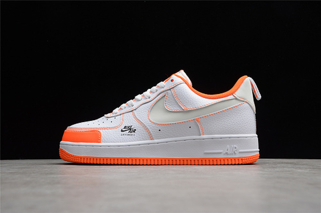 Nike [CV3039-103]-[AIR FORCE 1 LOW LV8 UTILITY WHITE/WHITE/MIRINDA ORANGE]-[WOMAN:36-39]-[MAN:40-45], photo 1