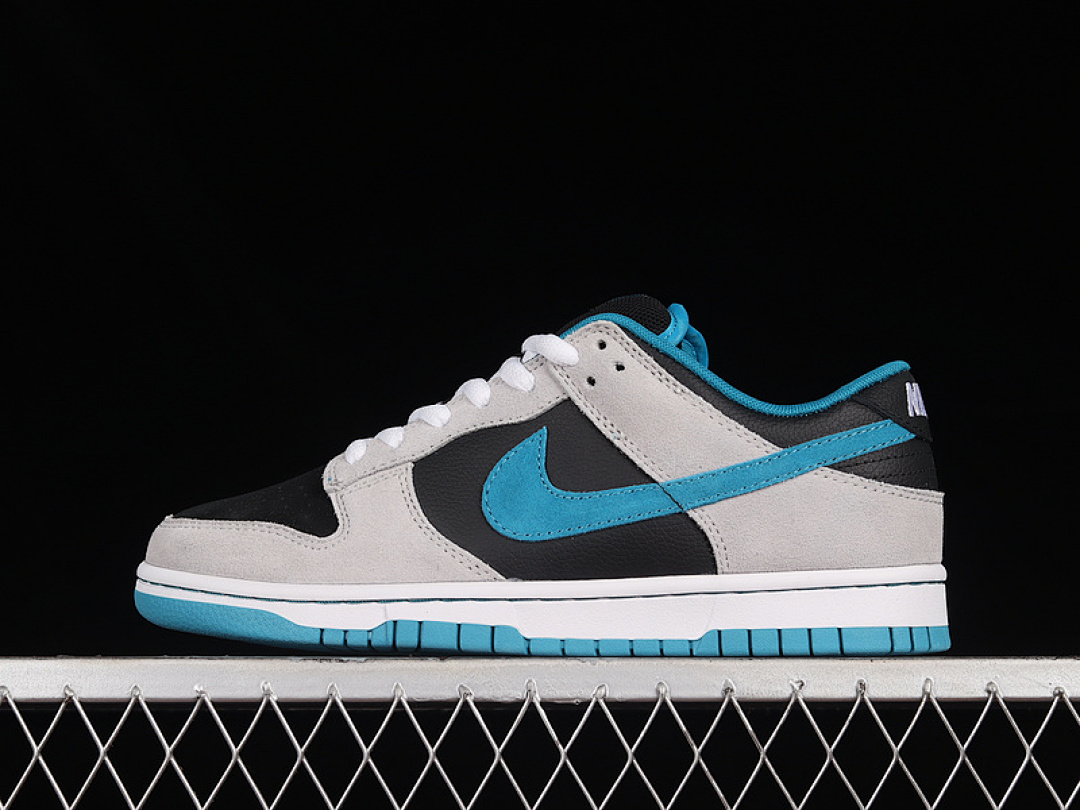 Unbranded [304292-012]-[SB DUNK LOW CHROME BALL INCIDENT BLACK/RADIANT EMERALD-MDM GREY]-[MAN:39-45], photo 1
