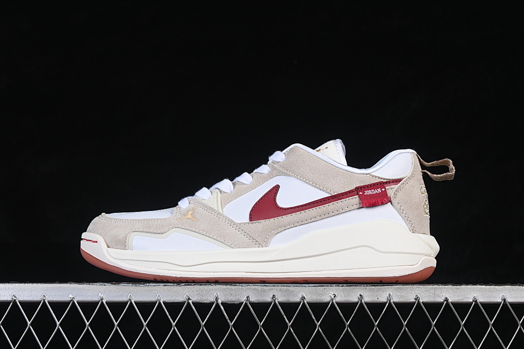 Jordan AIR Jordan CMFT ERA WHITE/BROWN/RED · IQ3473-161, photo 1
