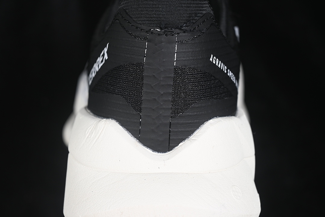 Unbranded [JR9902]-[TERREX AGRAVIC SPEED ULTRA 2 RUNNING SHOES BLACK/WHITE]-[MAN:40-45] - Image 6