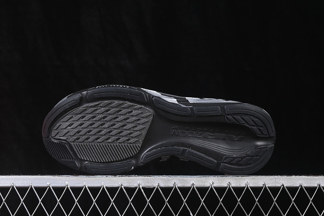 Nike [IQ3928-001]-[AIR ZOOM PEGASUS 42 BREATHABLE SHOES SILVER/BLACK]-[WOMAN:36-39]-[MAN:40-46] - Image 14