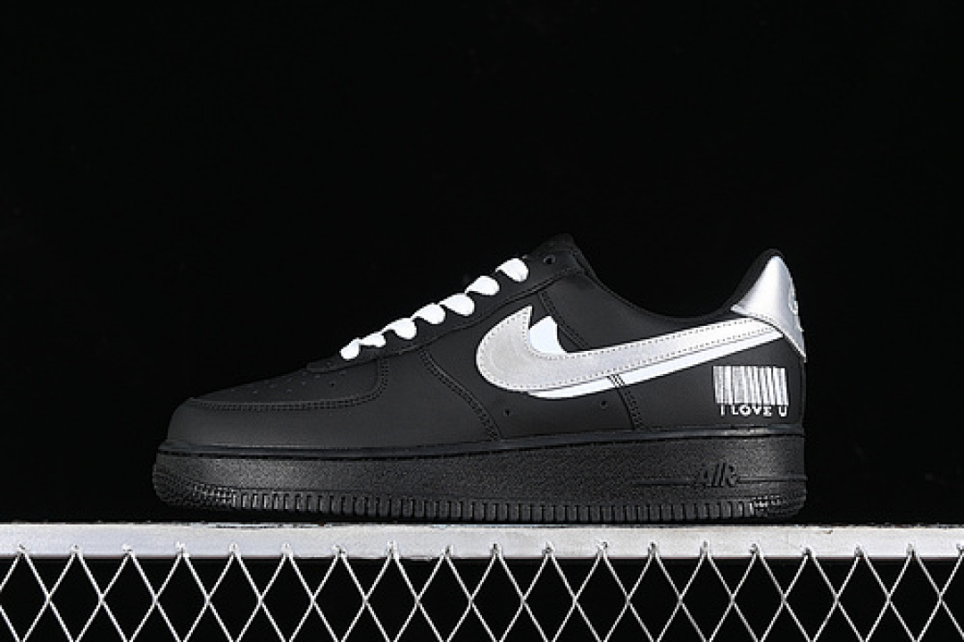 Nike Nike AIR FORCE 1 07 LOW WHITE/BLACK/SILVER · CW2288-016, photo 1