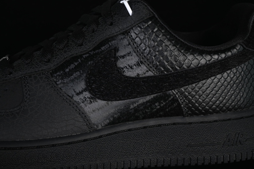 Nike [HQ1977-001]-[AIR FORCE 1 LOW 07 LX 3X CELEBRATION TRIPLE BLACK]-[WOMAN:36-39]-[MAN:40-45] - Image 8