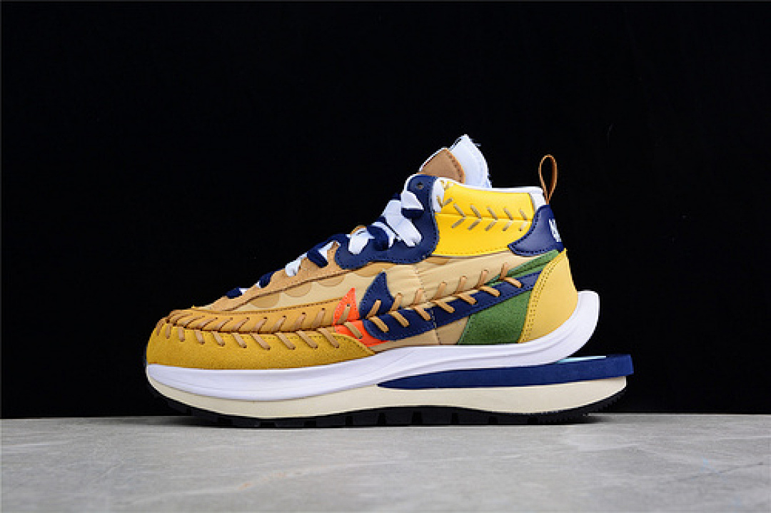 Sacai Sacai X JEAN PAUL GAULTIER VAPORWAFFLE SESAME/BLUE VOID/WHITE · DH9186-200, photo 1
