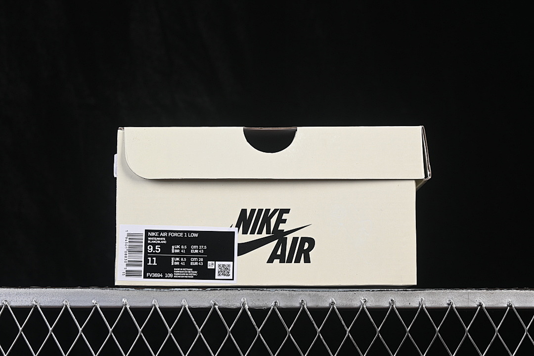 Nike [FV3694-109]-[AIR FORCE 1 07 LOW CASUAL SNEAKERS BLACK/ORANGE/BLACK]-[WOMAN:36-39]-[MAN:40-45] - Image 12