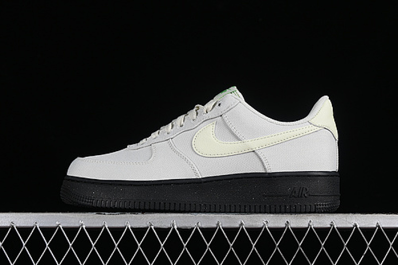 Nike Nike AIR FORCE 1 07 LOW SEA GLASS/SEA GLASS/BLACK/CHLOROPHYLL/EARTHSEA GLASS · FJ4160-002, photo 1
