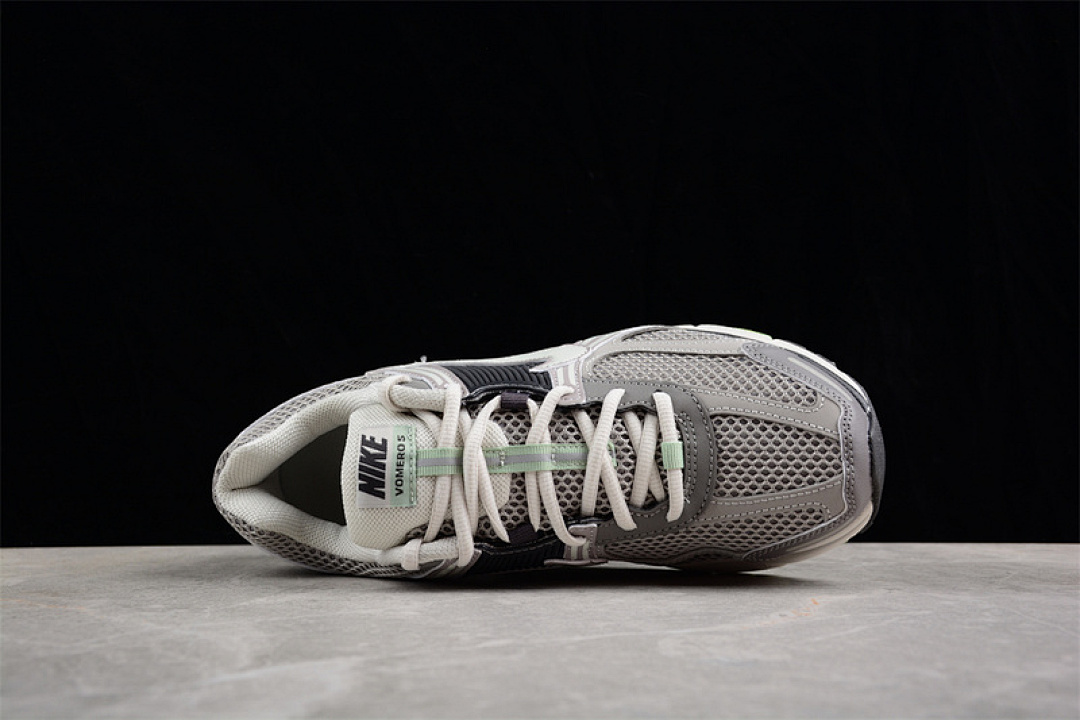 Nike [FB8825-001]-[AIR ZOOM VOMERO 5 COBBLESTONE/LIGHT BONE]-[WOMAN:36-39]-[MAN:40-45] - Image 13