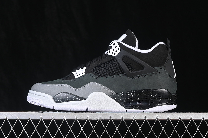 Jordan Jordan 4 RETRO BLACK/WHITE/ANTHRACITE/BLACK/PURE PLATINUM · FQ8138-002, photo 1