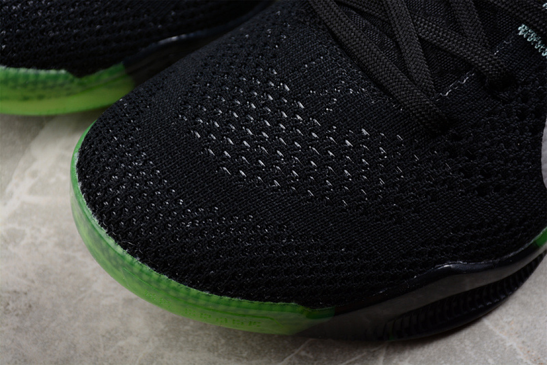 Nike [8244521-305]-[KOBE 11 LOW EASTER BLACK/BLACK/GREEN]-[MAN:40-46] - Image 9