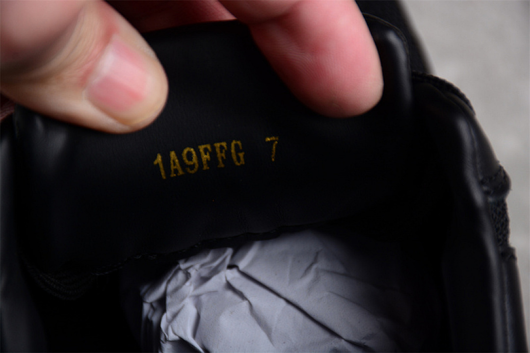Louis Vuitton [0317174H56]-[L*V RUN AWAY SNEAKERS BLACK]-[WOMAN:36-39]-[MAN:40-45] - Image 8