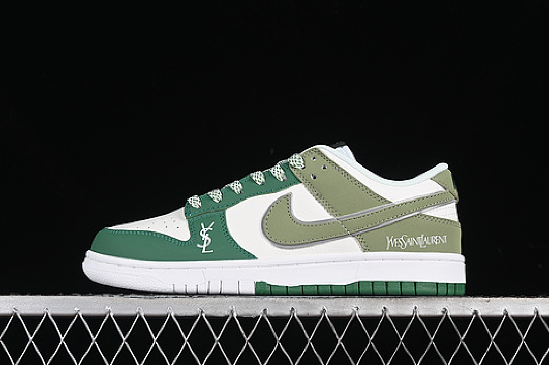 Unbranded [GF2409-170]-[SB DUNK LOW WHITE/GREEN]-[WOMAN:36-39]-[MAN:40-45], photo 1