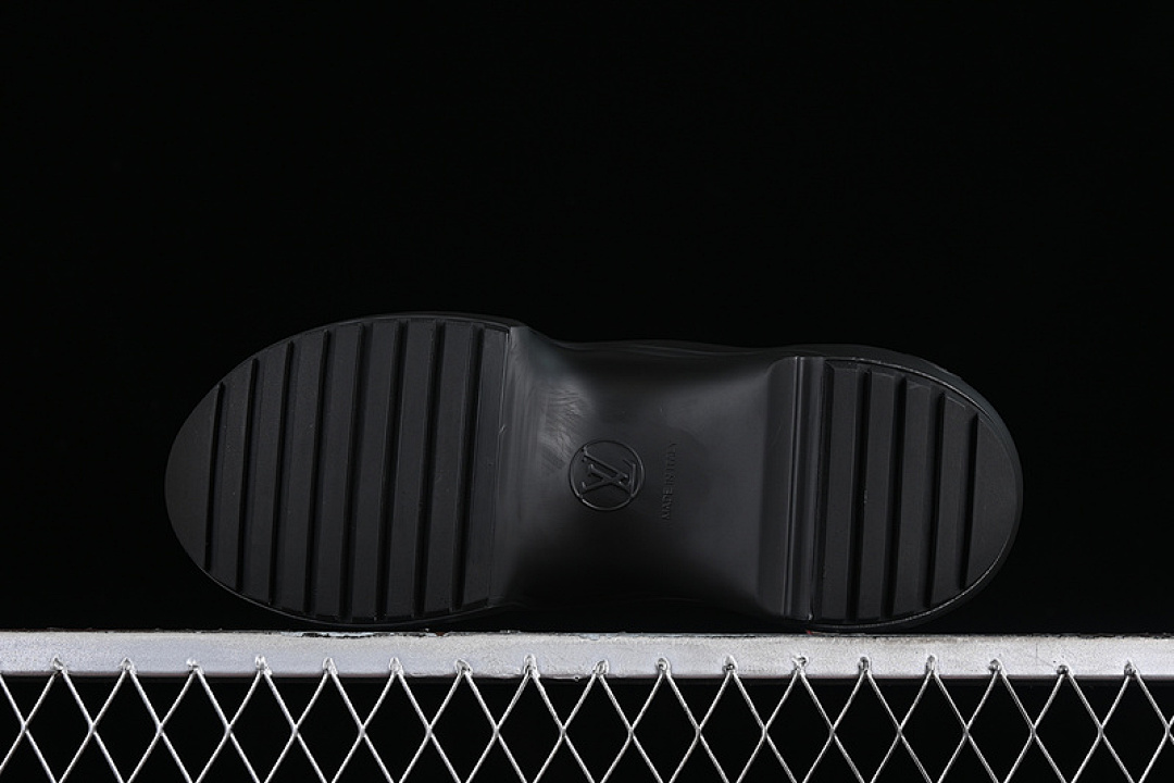 Arc'teryx [L*V ARCHLIGHT 390N BLACK]-[WOMAN:35-40] - Image 14