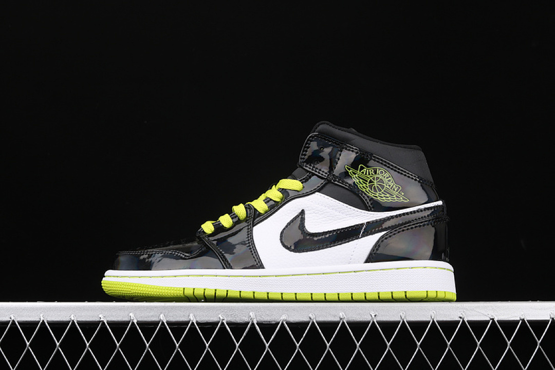 Jordan [BQ6931-003]-[AIR JORDAN 1 MID BLACK/CYBER-WHITE-MYSTIC GREEN]-[UNISEX:36-47.5], photo 1