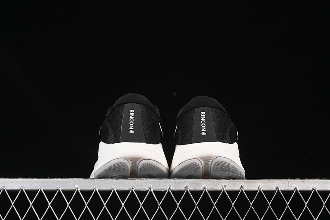On Running [1155131 BWHT]-[HOKA ONE RINCON 4 WHITE/BLACK]-[WOMAN:36-39]-[MAN:40-46] - Image 14
