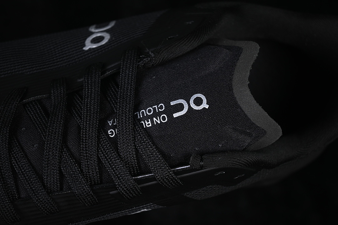 On Running [ON CLOUDVISTA 3 CASUAL RUNNING SHOES BLACK/INKINESS]-[WOMAN:36-39]-[MAN:40-45] - Image 8