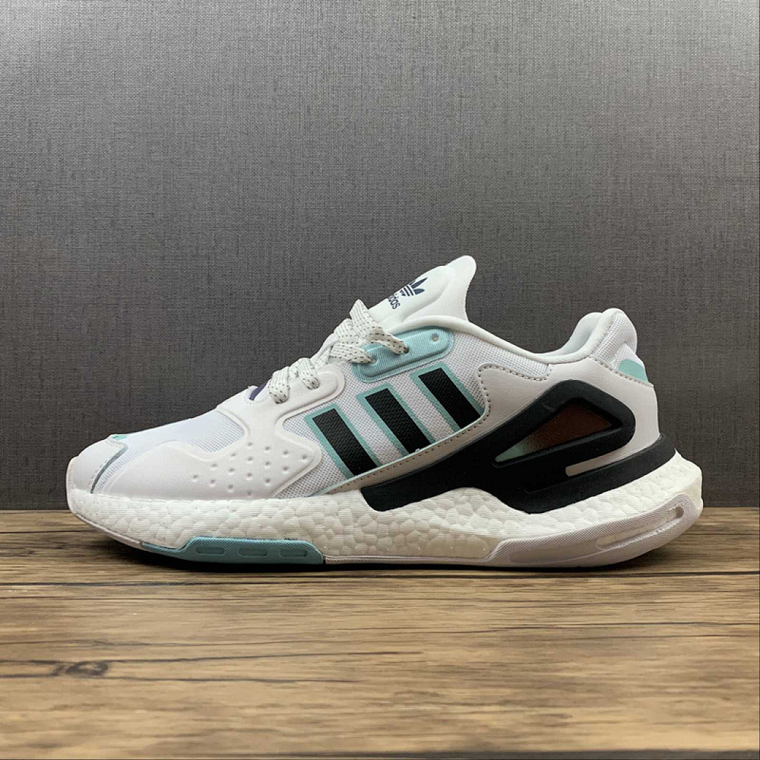 DAY JOGGER SHOES FOOTWEAR WHITE/CORE BLACK-SILVER METALLIC · GZ2716, photo 1