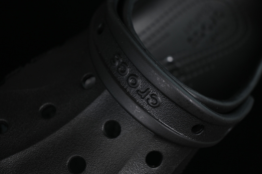 Crocs [CROCS BEACH SANDALS CLOGS BLACK]-[WOMAN:34-40] - Image 4