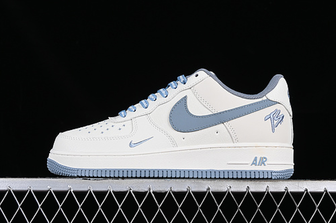 Nike [PF9055-757]-[AIR FORCE 1 07 LOW WHITE/GREY/BLUE]-[WOMAN:36-39]-[MAN:40-45], photo 1