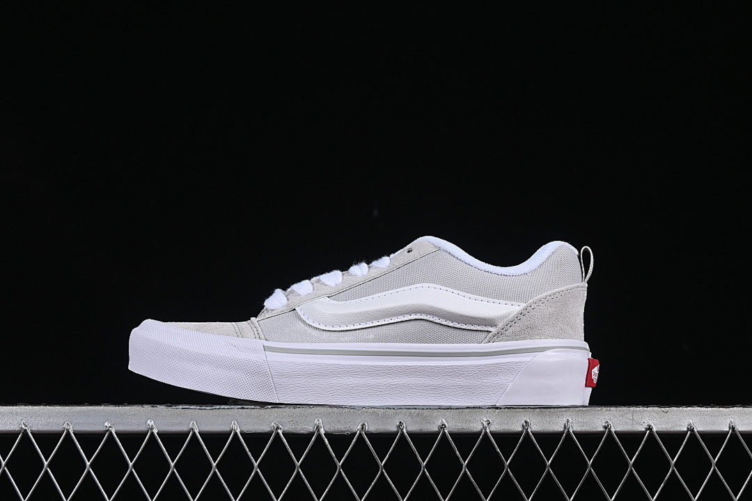 Unbranded [VN000CRPBWD]-[LOW TOP CASUAL BREAD SHOES LIGHT GRAY/WHITE]-[WOMAN:35-39]-[MAN:40-44], photo 1