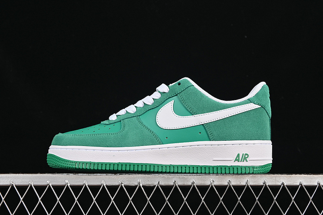 Nike [IB6388-300]-[AIR FORCE 1 07 LOW WHITE/GREEN]-[WOMAN:36-39]-[MAN:40-45] - Image 2