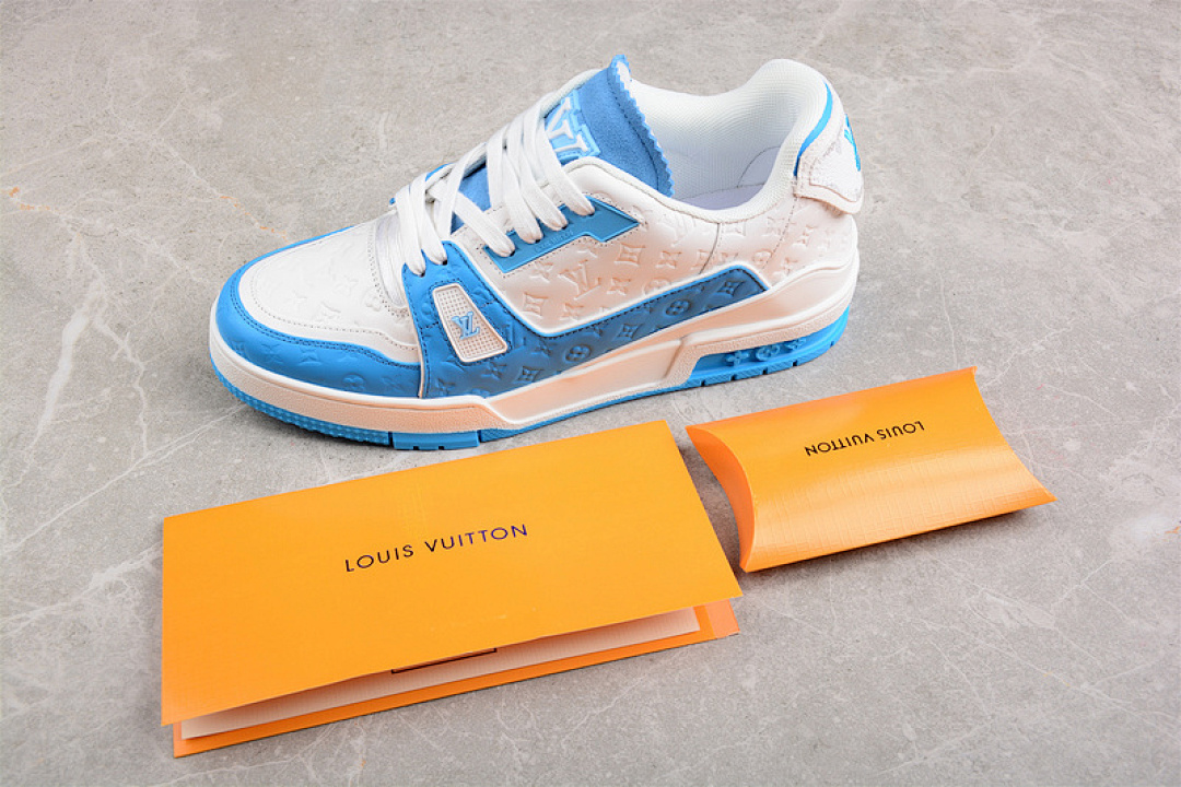 Louis Vuitton [L*V TRAINER LOW SNEAKER WHITE/WHITE/SKY BLUE]-[WOMAN:35-39]-[MAN:40-45] - Image 3