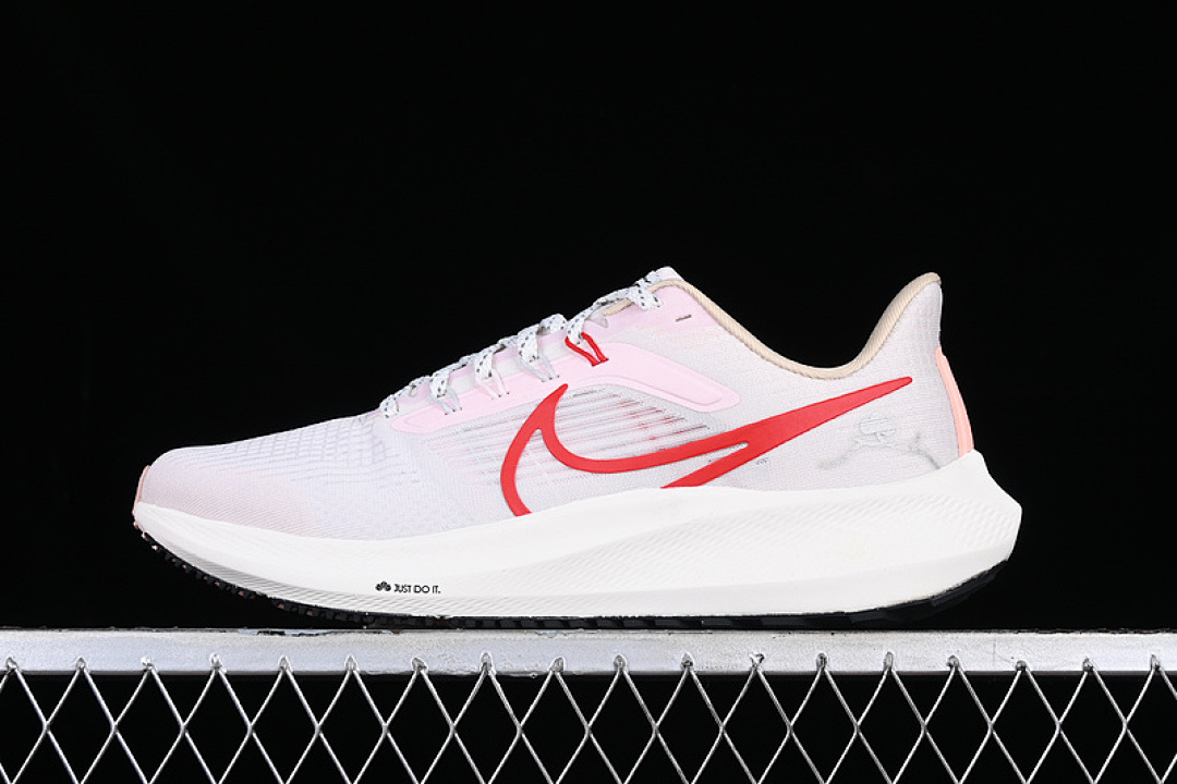 Nike Nike AIR ZOOM PEGASUS 39 LUNAR NEW YEAR SAIL/UNIVERSITY RED/SAIL · FD4344-161, photo 1