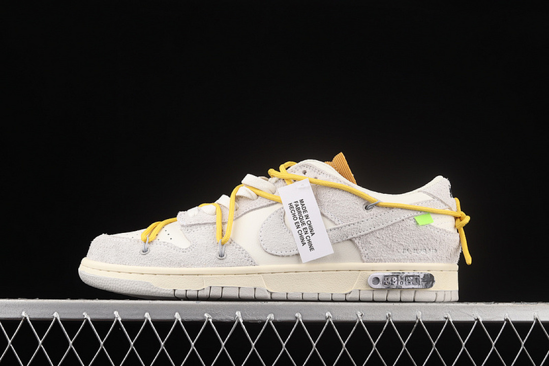 Nike OW X SB DUNK LOW LOT 39 OF 50 SAIL/NEUTRAL GREY/AMARILLO · DJ0950-109, photo 1