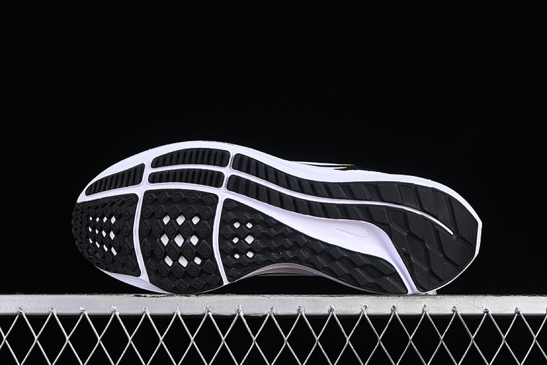Nike [FN0025-100]-[AIR ZOOM PEGASUS 40 WHITE/BLACK/YELLOW/RED]-[WOMAN:36-39]-[MAN:40-46] - Image 14