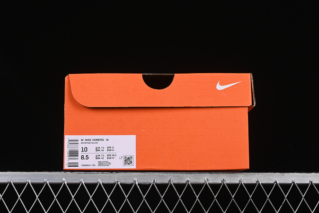 Nike [HM6804-100]-[AIR ZOOM VOMERO 18 SAIL/BRIGHT CRIMSON/LASER ORANGE/BLACK]-[UNISEX:36-46] - Image 12
