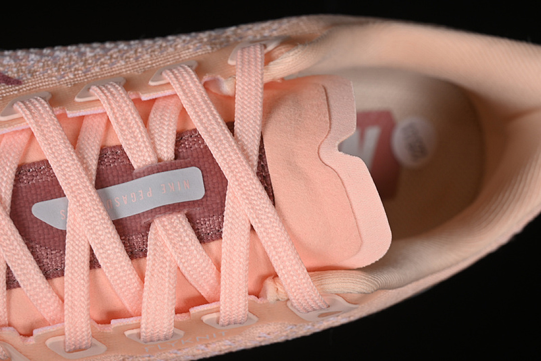 Nike [FQ7261-800]-[AIR ZOOM PEGASUS 35 CRIMSON TINT/WHITE/PURE PLATINUM/RED STARDUST/VAST (GREY]) - Image 9