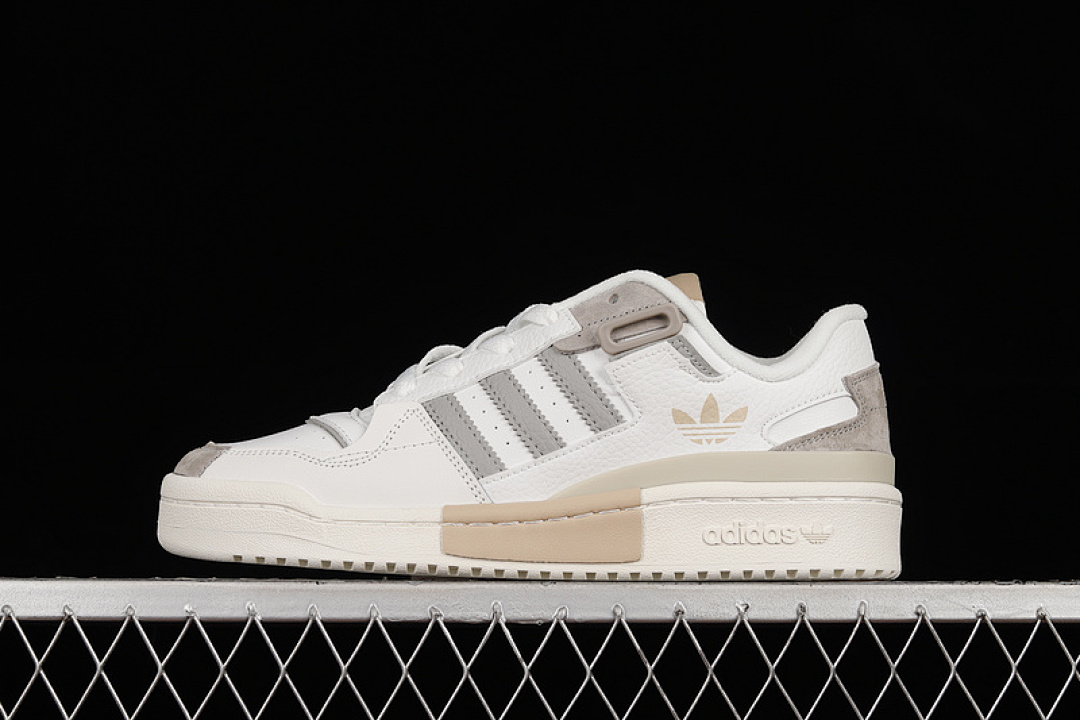 FORUM 84 LOW SHOES CLOUD WHITE/CLOUD WHITE/GREY · GX2159, photo 1