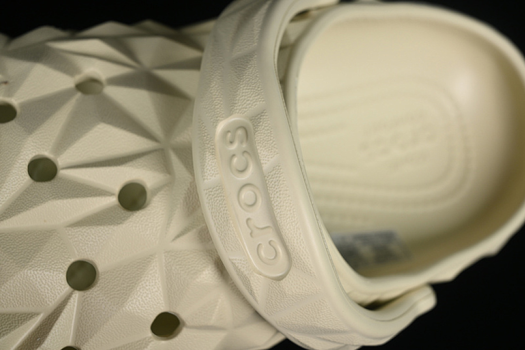 Crocs [CROCS HORCHATA]-[WOMAN:34-39]-[MAN:40-46] - Image 6