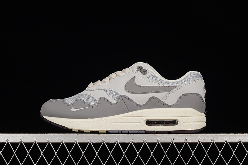 Patta Nike PATTA X AIR MAX 1 GREY WHITE/LIGHT GREY/WHITE · DH1348-011, photo 1
