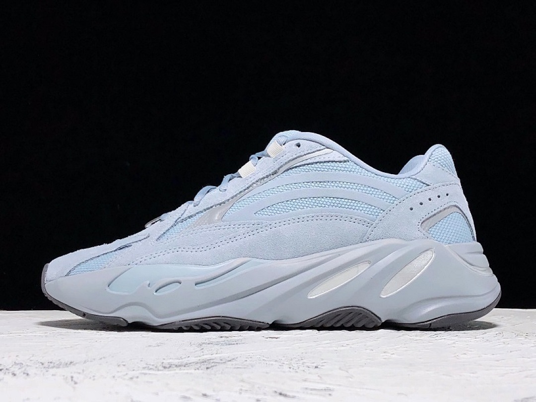 Adidas [FV8424]-[CY YEEZY BOOST 700 V2 HOSPITAL BLUE/GREY]-[WOMAN:36-39]-[MAN:40-45], photo 1