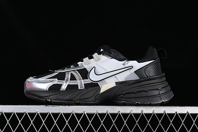 V2K RUNTEKK 3XL WHITE/BLACK/GREY · FD0736-003, photo 1