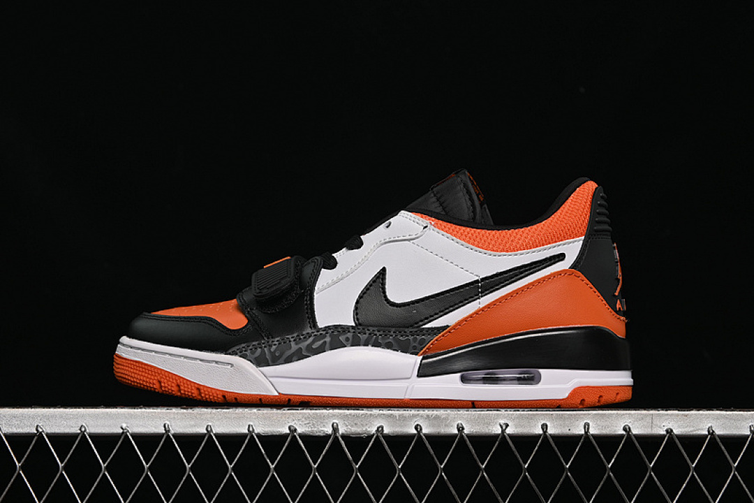 Jordan [CD7069-118]-[AIR JORDAN LEGACY 312 LOW WHITE/BLACK/ORANGE]-[WOMAN:36-39]-[MAN:40-46], photo 1