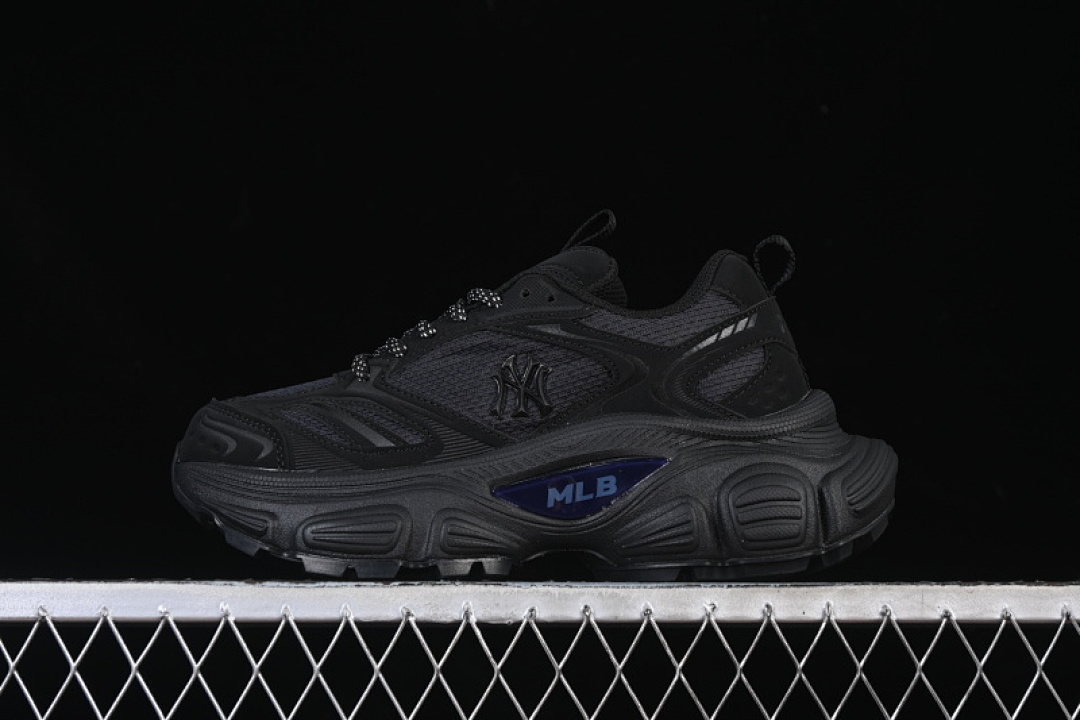 New Balance [3ASHW015N50BKD]-[NY MLB CHUNKY NB BLACK]-[WOMAN:35-39]-[MAN:40-45], photo 1