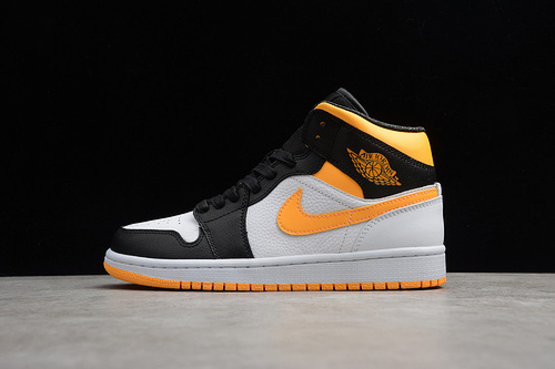Jordan [CV5276-107]-[CJ AIR JORDAN 1 MID WHITE/LASER ORANGE-BLACK]-[WOMAN:36-39], photo 1