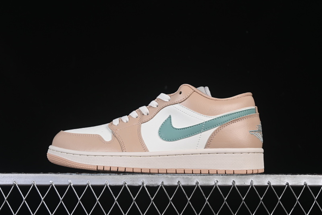 Jordan [DC0774-130]-[AIR JORDAN 1 LOW WHITE/BROWN/GREEN]-[WOMAN:36-39]-[MAN:40-46], photo 1