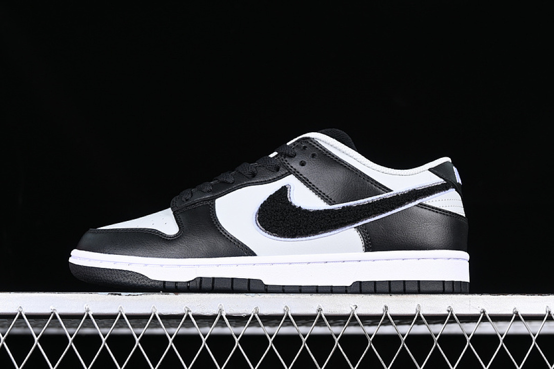 Fear of God Nike DUNK LOW CHENILLE SWOOSH GREY FOG/WOLF GREY/IRON GREY/BLACK · DQ7683-001, photo 1