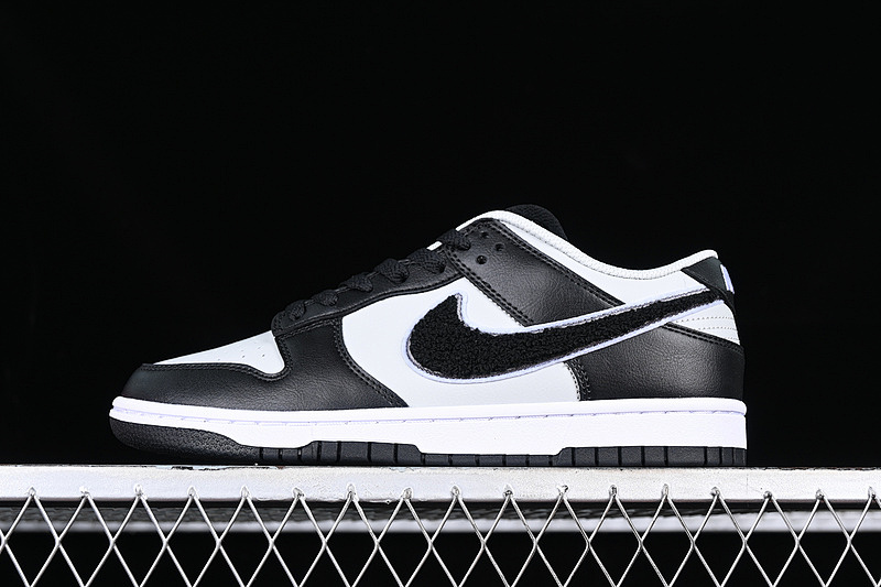 Fear of God Nike DUNK LOW CHENILLE SWOOSH GREY FOG/WOLF GREY/IRON GREY/BLACK · DQ7683-001, photo 1