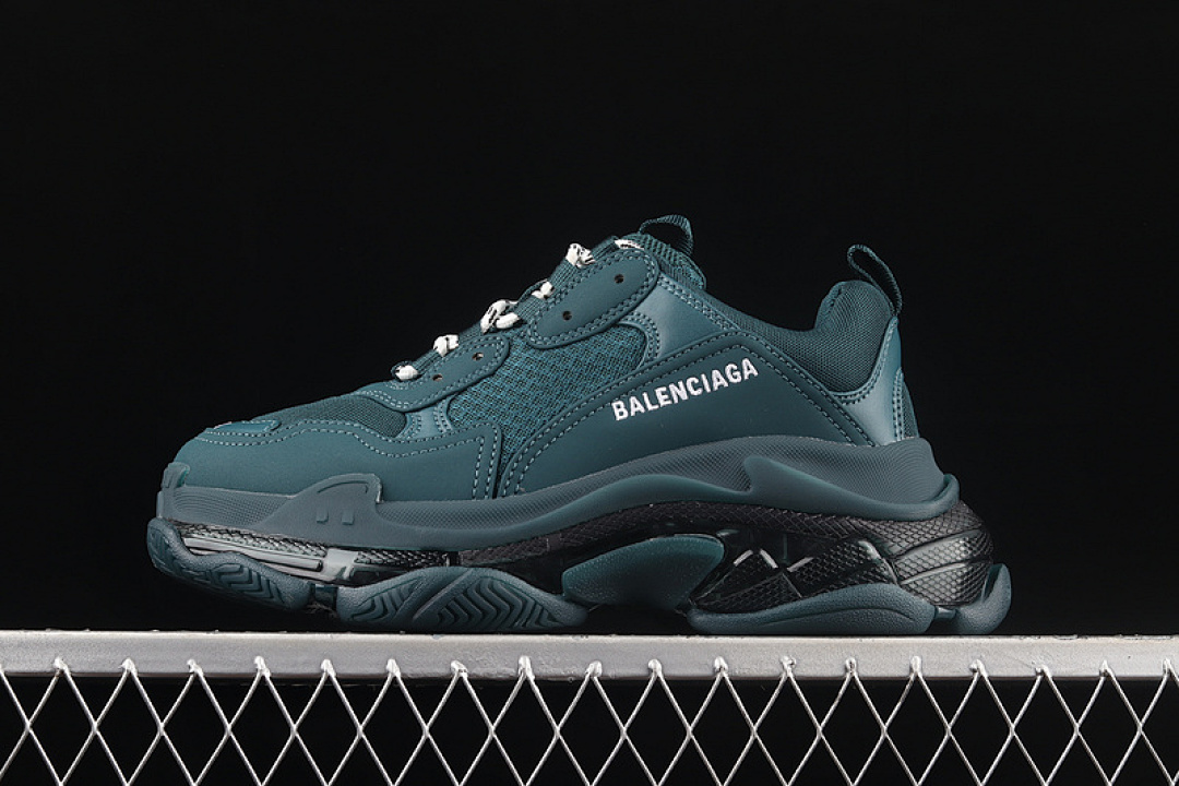 Unbranded [W2GA13210]-[TRIPLE S SNEAKERS DARK GREEN/DARK GREEN]-[35-39]-[MAN:40-46], photo 1