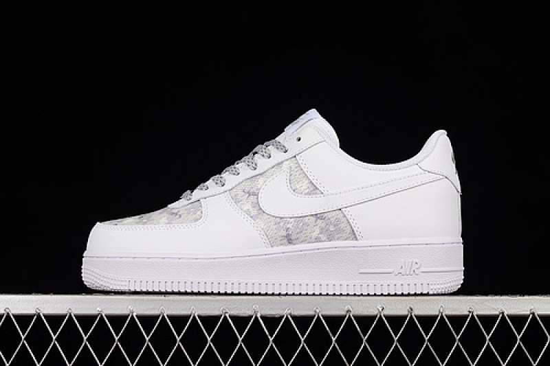 Nike Nike AIR FORCE 1 07 LOW WHITE/WHITE/SILVER GREY · CH3512-004, photo 1